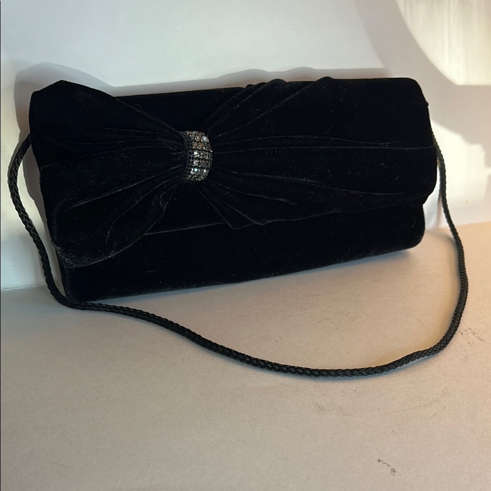 Elegant Black Velvet Clutch with Rhinestone Accent